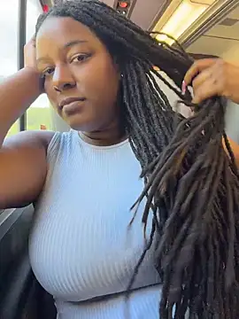 GirthGoddessCoco's Webcam Show
