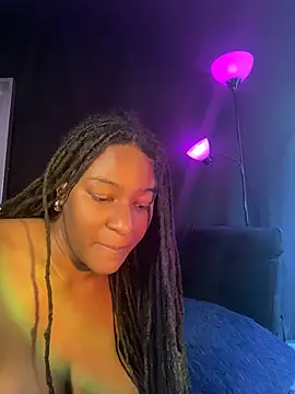 GirthGoddessCoco's Webcam Show