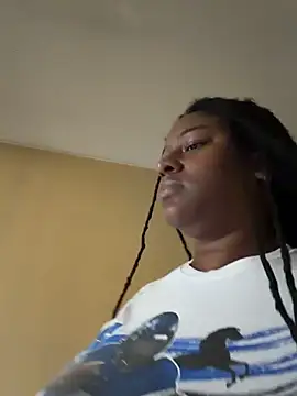 GirthGoddessCoco's Webcam Show