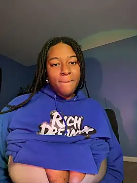 GirthGoddessCoco's Webcam Show