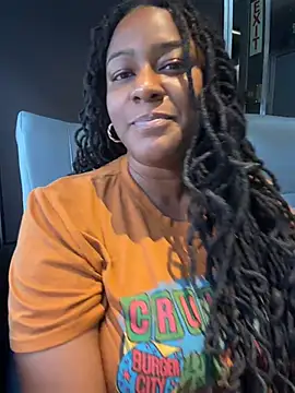 GirthGoddessCoco's Webcam Show