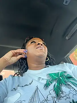 GirthGoddessCoco's Webcam Show