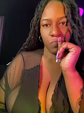 Show Webcam de GirthGoddessCoco