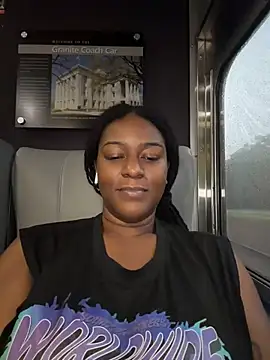 GirthGoddessCoco's Webcam Show