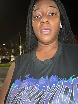 GirthGoddessCoco's Webcam Show