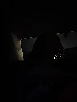 Živá chatovací místnost GirthGoddessCoco