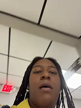 GirthGoddessCoco's Webcam Show