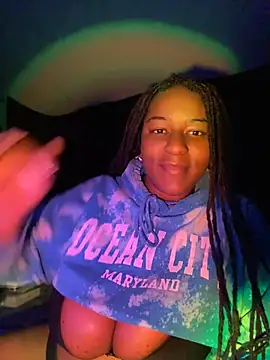 GirthGoddessCoco Show in webcam