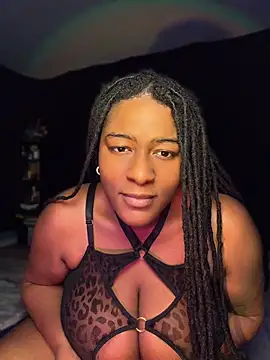 GirthGoddessCoco's Webcam Show
