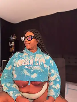GirthGoddessCoco's Live XXX Chat