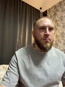 Pokazy przed kamerką – HermanFire