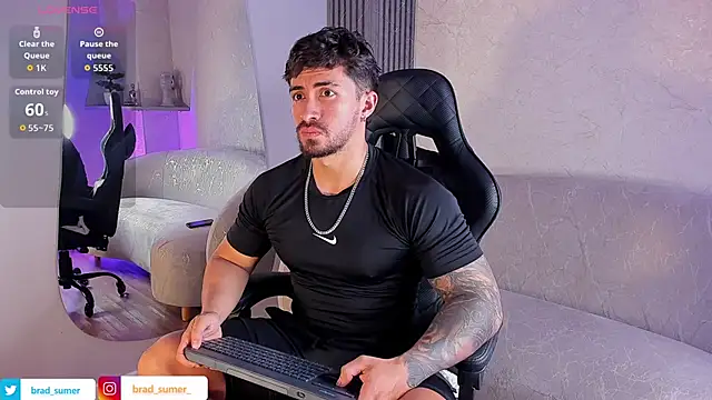 Brad_Summer Adlı Modelin Web Kamerası Şovu