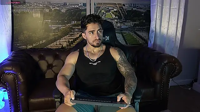 عرض كام Brad_Summer