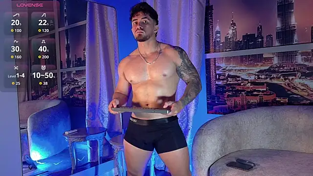 عرض كام Brad_Summer