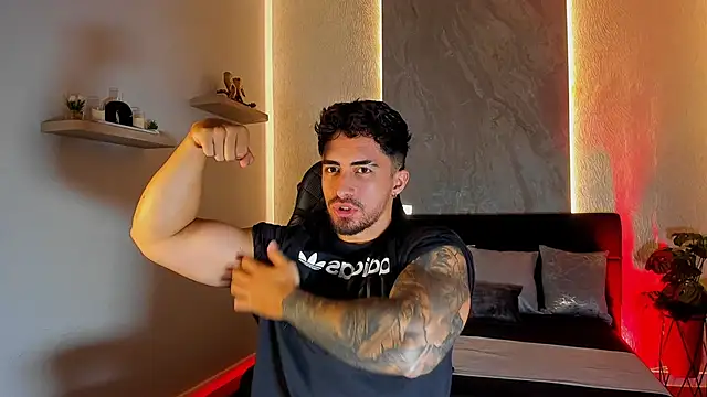 عرض كام Brad_Summer