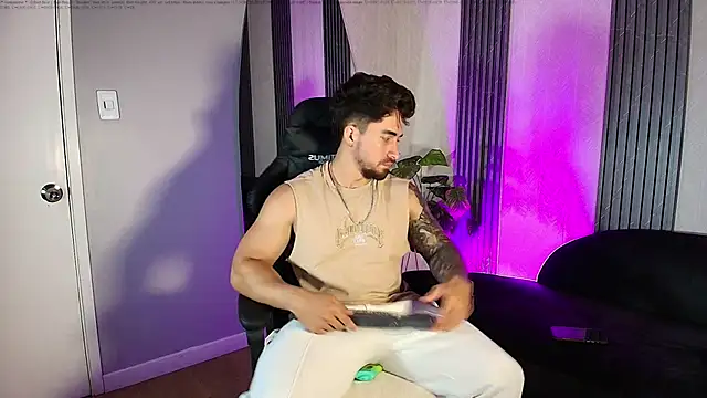 Brad_Summer ওয়েবক্যাম শো