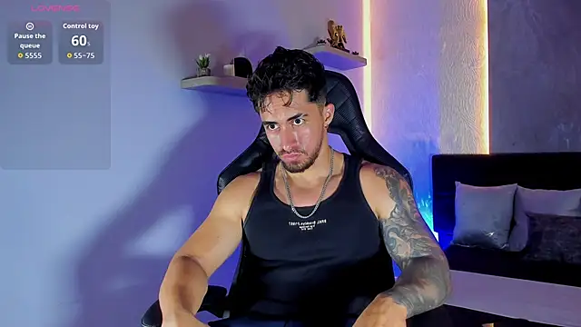Brad_Summer Webcam show