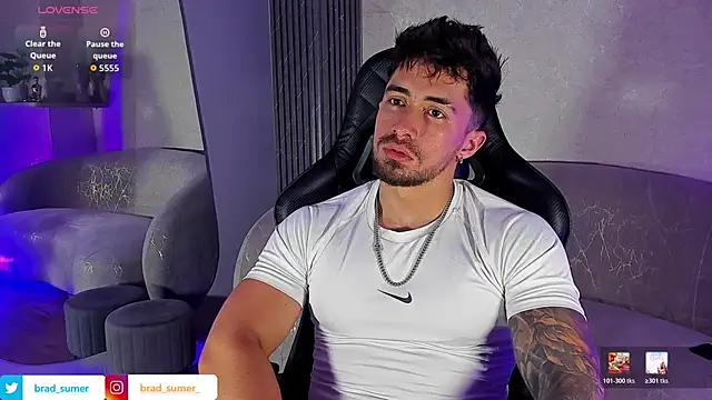 عرض كام Brad_Summer