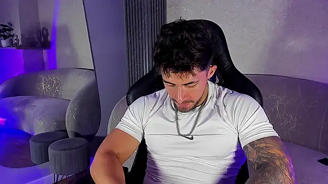 Brad_Summer Webcam show