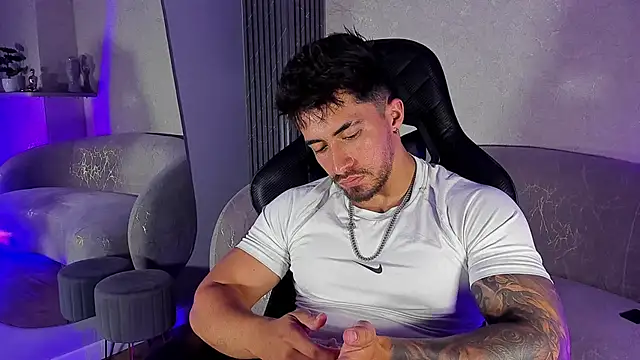 Brad_Summer webkamerás műsora