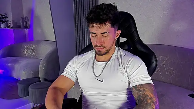 عرض كام Brad_Summer