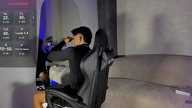 Brad_Summer Webcam show