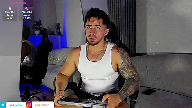 Brad_Summern Webbikameraesitys
