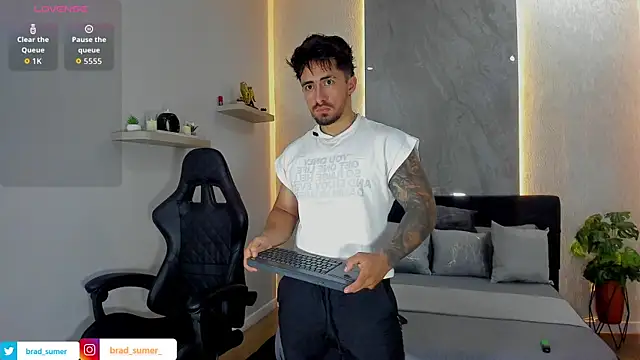 Brad_Summer 在線直播表演