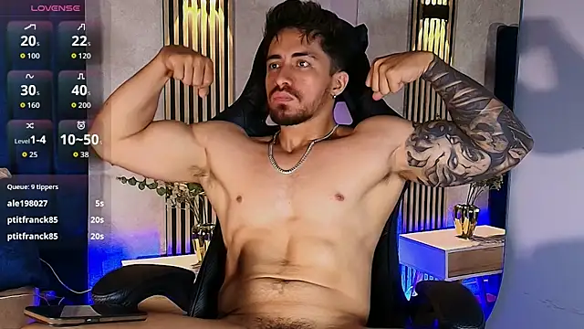 Brad_Summer Adlı Modelin Web Kamerası Şovu