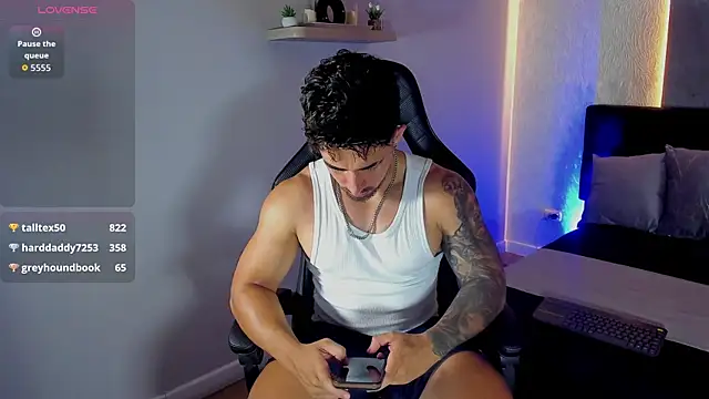 Brad_Summer Pertunjukan Webcam