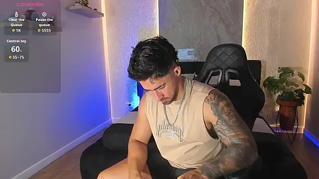 Brad_Summer Webcam-Show