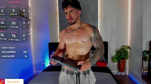 Brad_Summer Webcam show