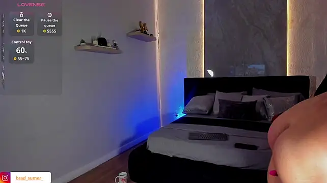 Brad_Summer Adlı Modelin Web Kamerası Şovu