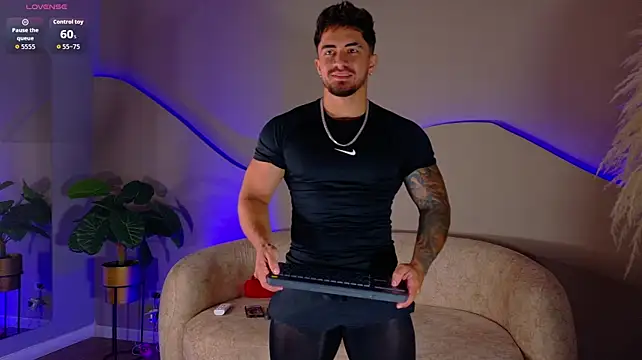 Brad_Summer Webcam-Show