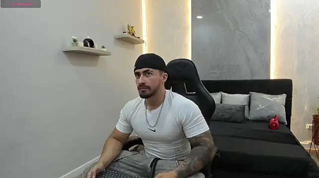 Show de Brad_Summer na webcam