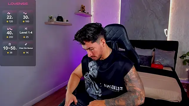 Brad_Summer's Webcam Show