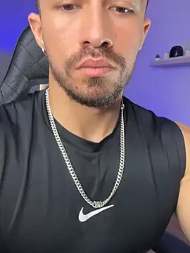عرض كام Brad_Summer