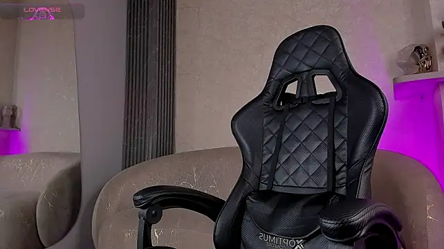 عرض كام Brad_Summer