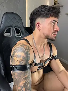 Brad_Summer 在線直播表演