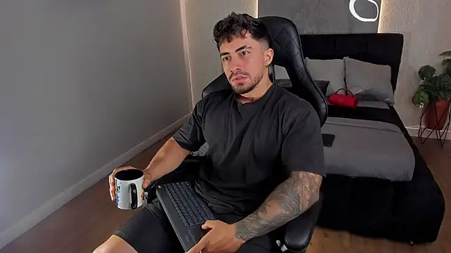 Brad_Summern Webbikameraesitys