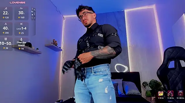 Show modela Brad_Summer na web-kameri