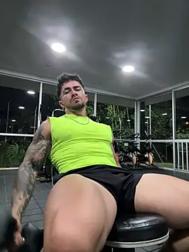 Brad_Summer Webcam show
