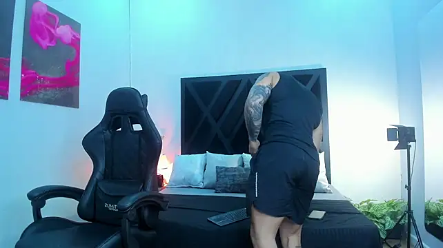 Brad_Summer Webcam-Show