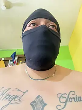 khorny5e Adlı Modelin Web Kamerası Şovu