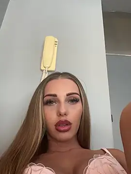 โชว์เว็บแคมของ SexySofia_69