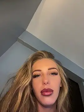SexySofia_69 webcam show