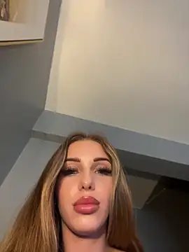 SexySofia_69 Show in webcam