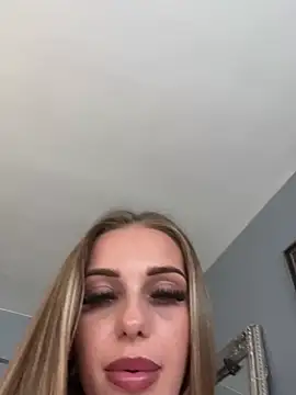 SexySofia_69 webcam show