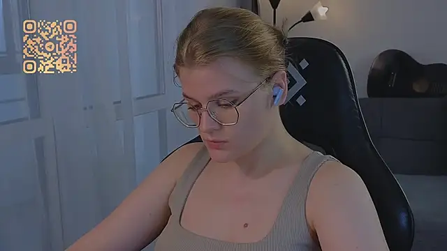 _JessieVibes' Live XXX Chat