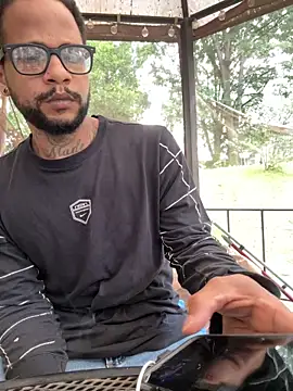 mrlonge420 网络视讯表演